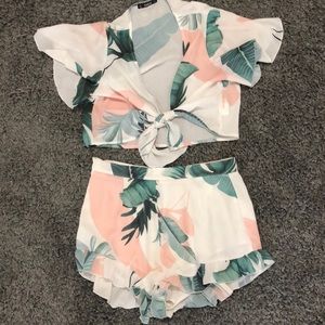Two piece set